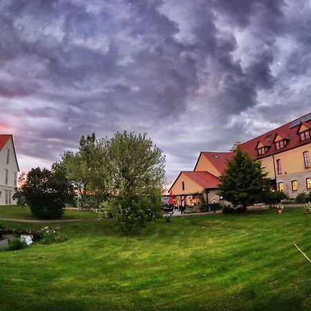 Hotel Und Restaurant Rittergut Kreipitzsch Naumburg  Kültér fotó