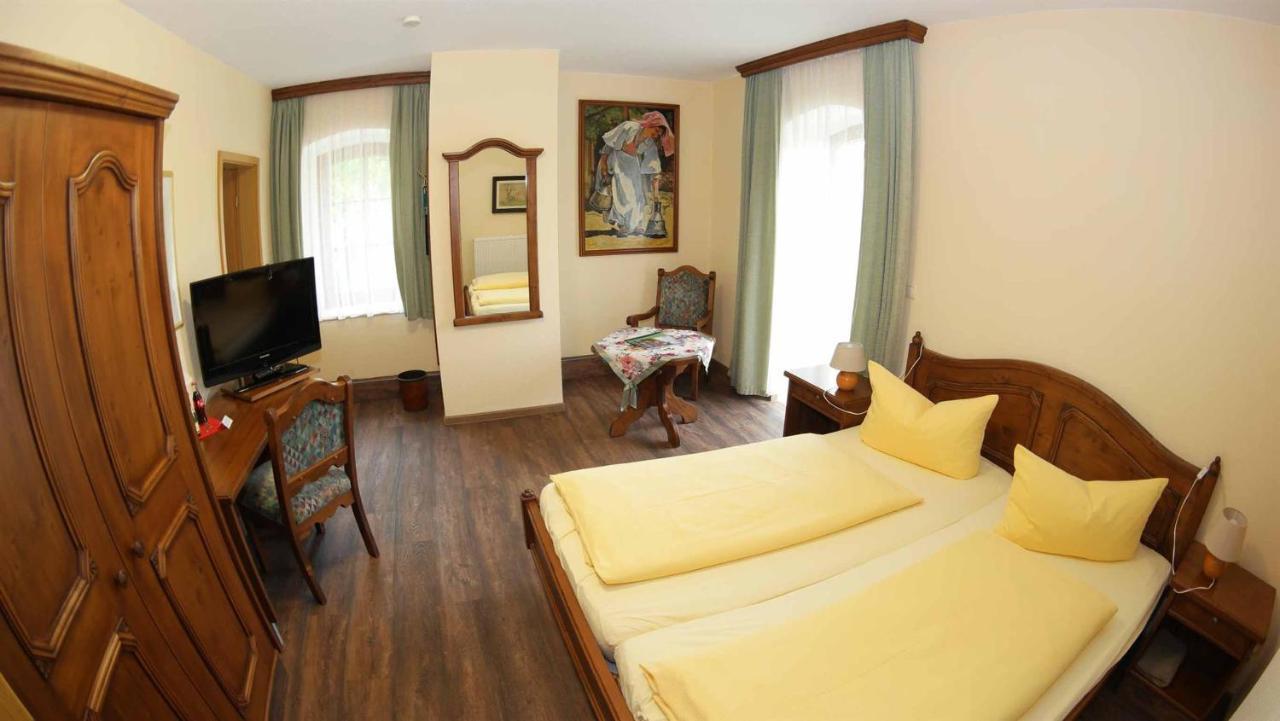 Hotel Und Restaurant Rittergut Kreipitzsch Naumburg  Kültér fotó