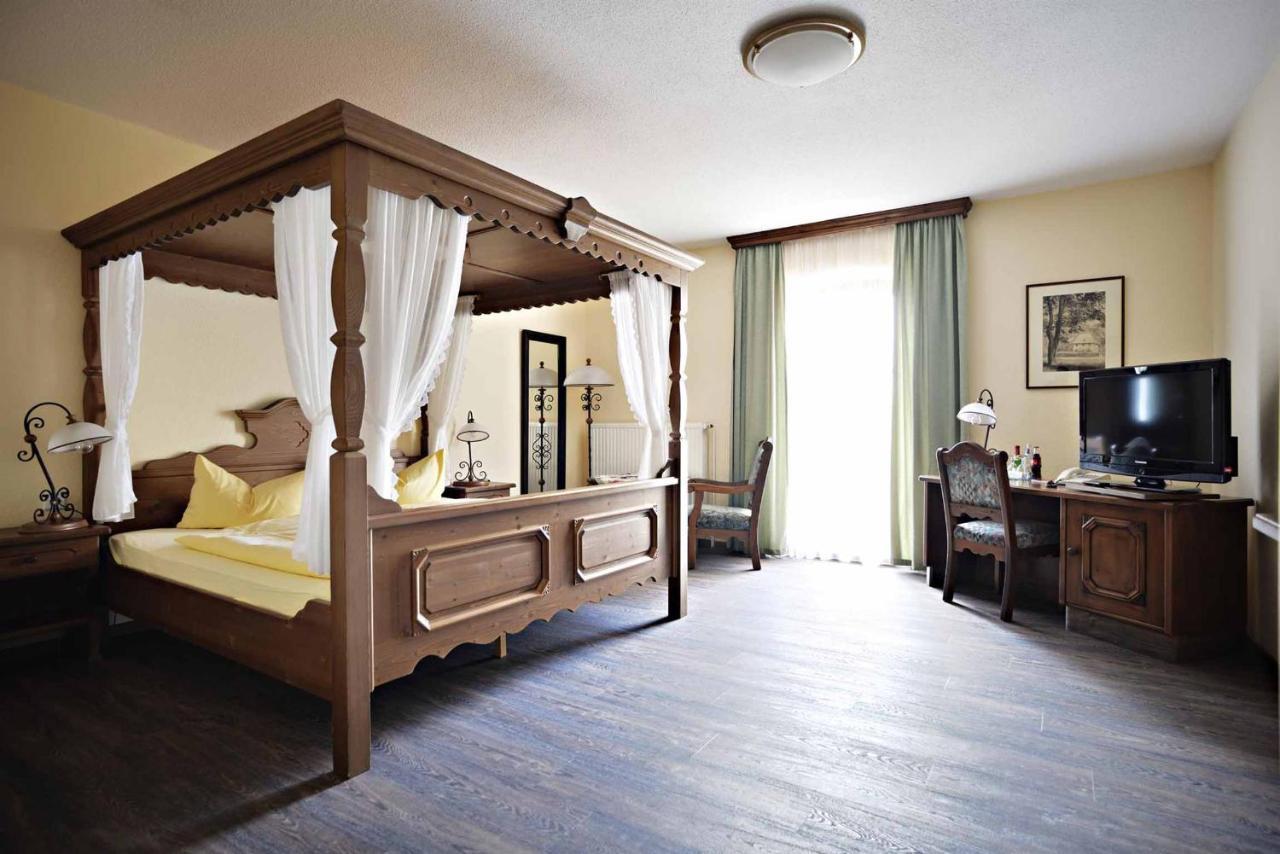 Hotel Und Restaurant Rittergut Kreipitzsch Naumburg  Kültér fotó