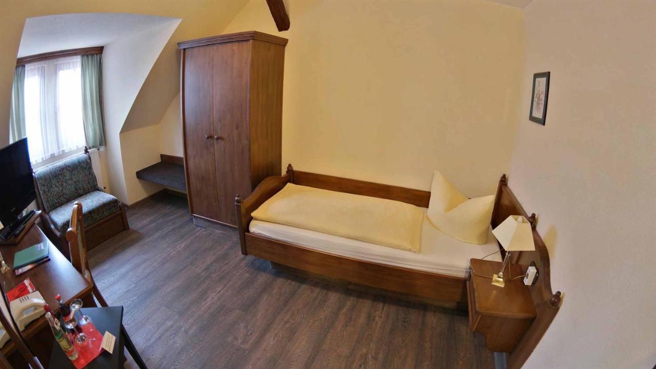 Hotel Und Restaurant Rittergut Kreipitzsch Naumburg  Kültér fotó